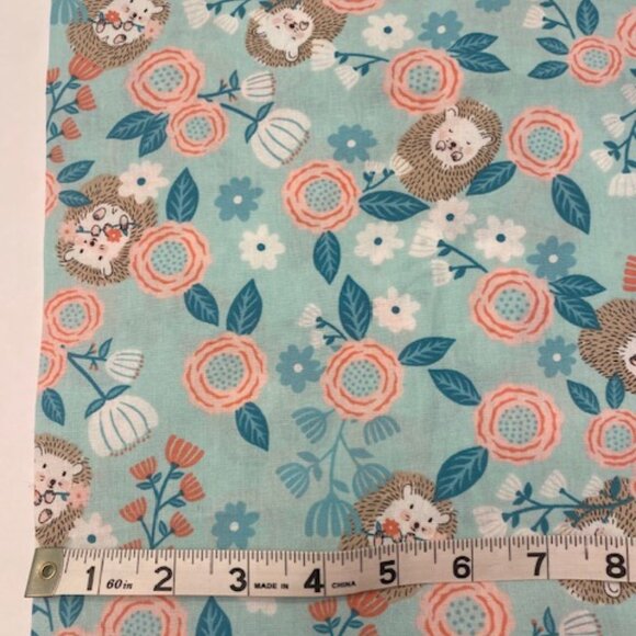 Hedgehogs on pale green quilt apparel home kids fabric one yard piece - Picture 3 of 3